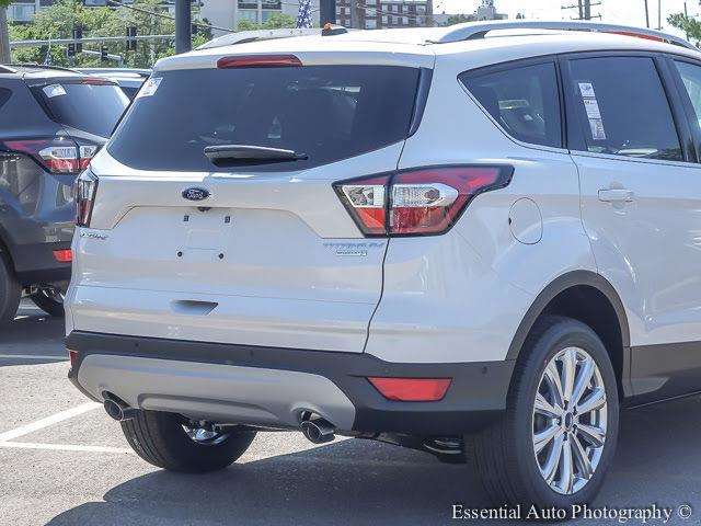 2017 Ford Escape Titanium 4dr SUV